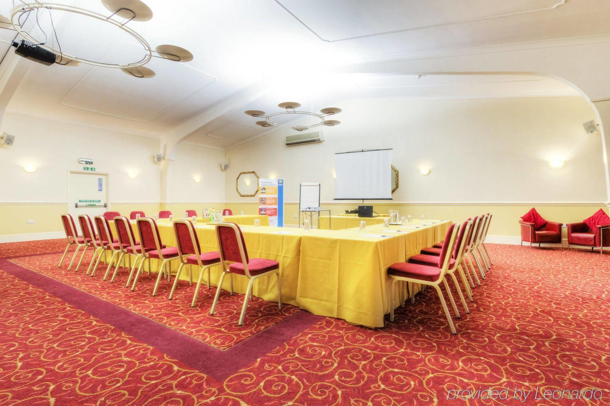 Flexistay Reading West Aparthotel - With Communal Kitchen Use Esterno foto