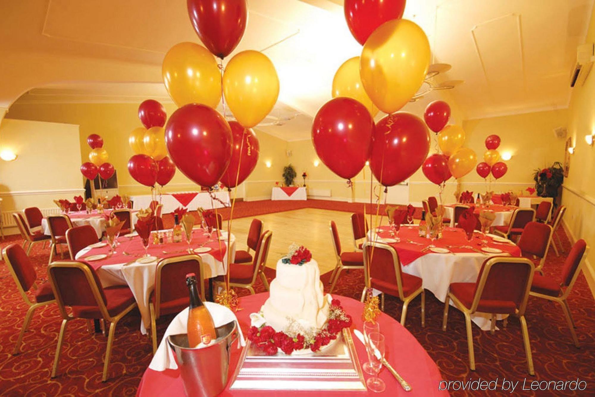 Flexistay Reading West Aparthotel - With Communal Kitchen Use Ristorante foto